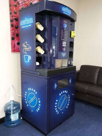 'Coffee club' serving towers - Image 5