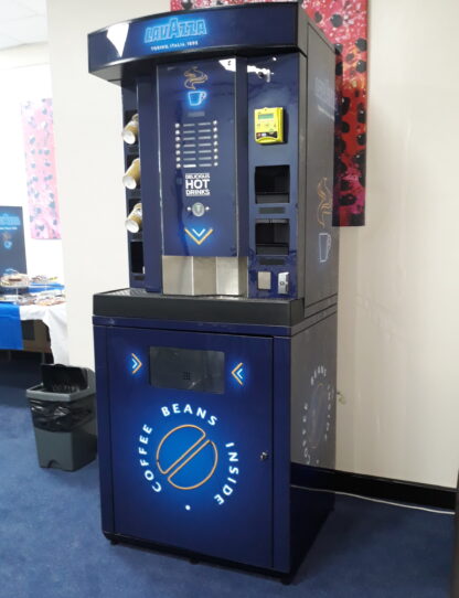 'Coffee club' serving towers - Image 6